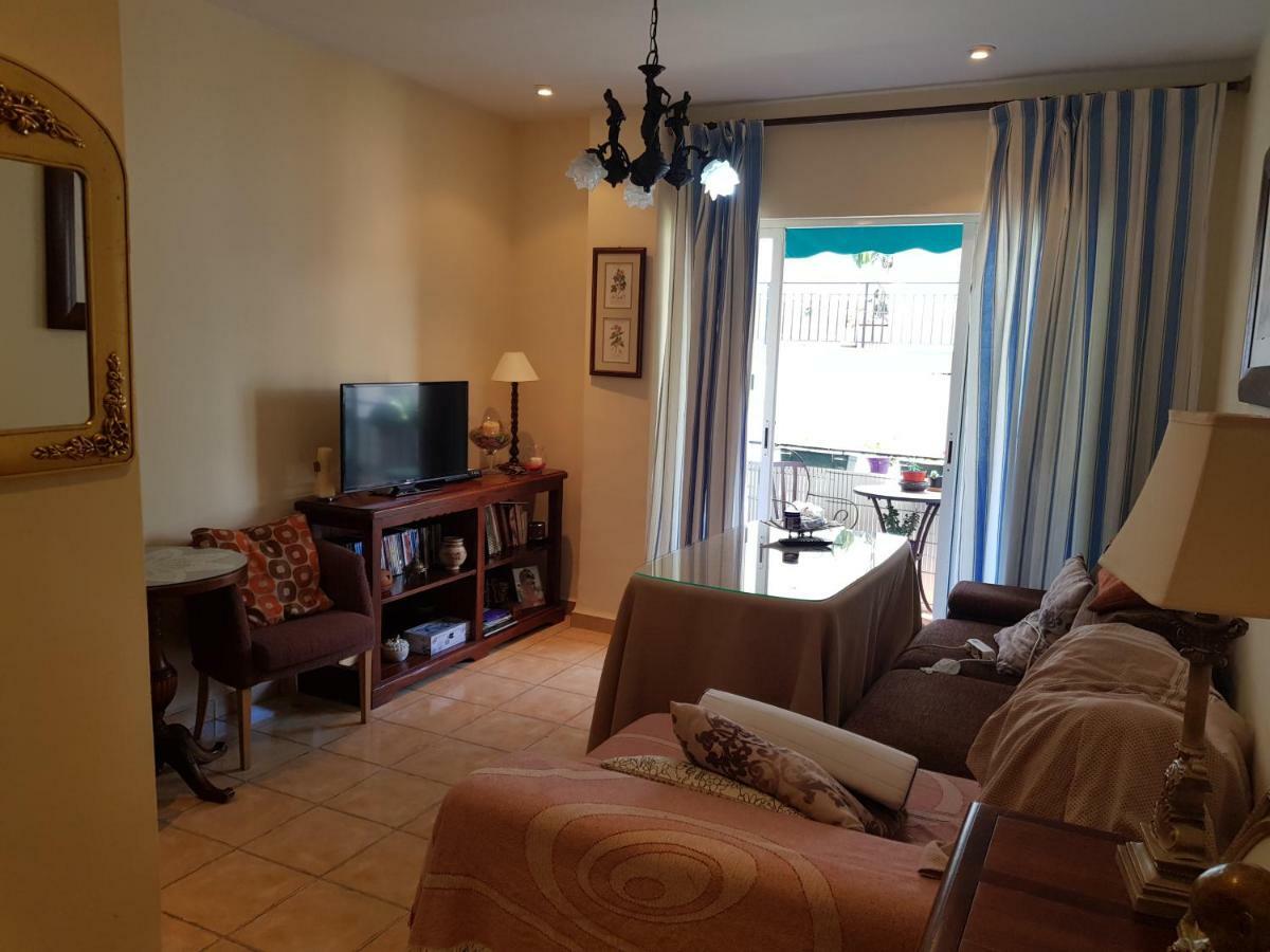 Апартаменты Tropical Avenida Andalucia Альмуньекар Экстерьер фото